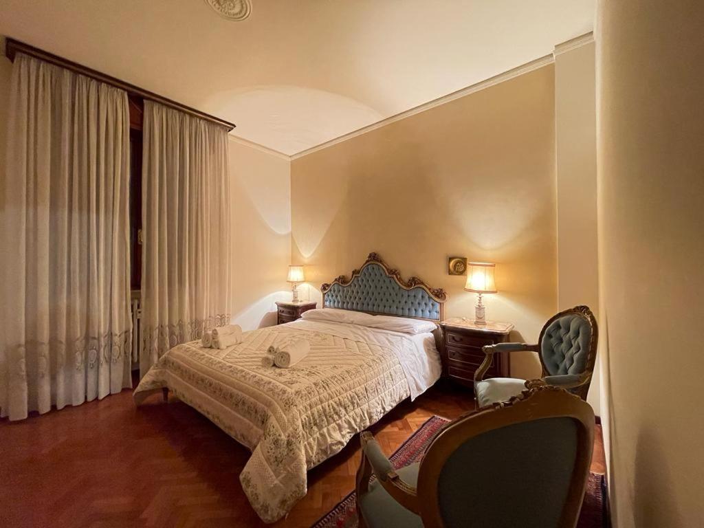 Royal Suite - Near Station & City Center Modena Exterior foto